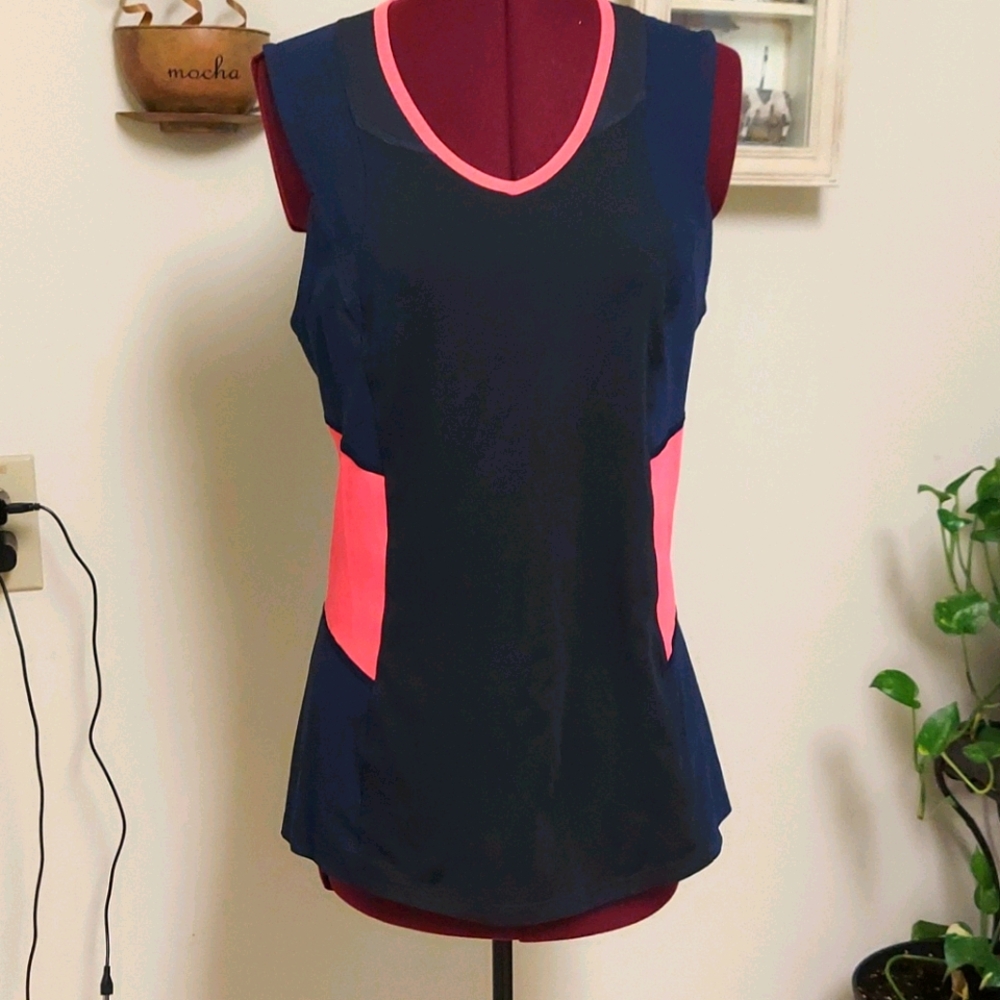 Lululemon Women's Top Size M